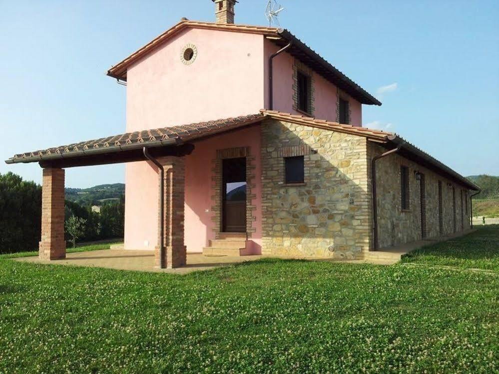Agriturismo La Collina Del Sole Coltavolino Luaran gambar