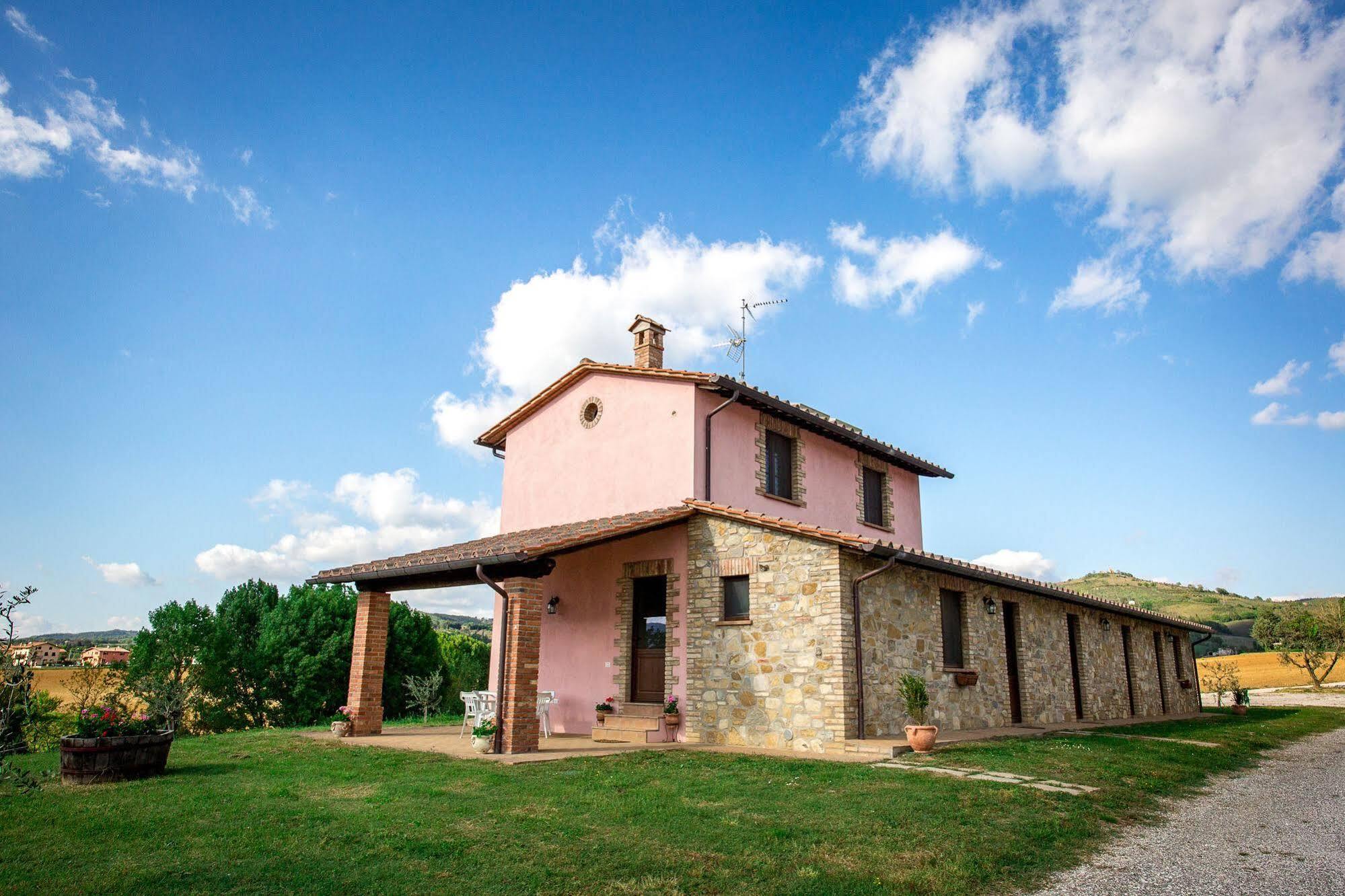 Agriturismo La Collina Del Sole Coltavolino Luaran gambar